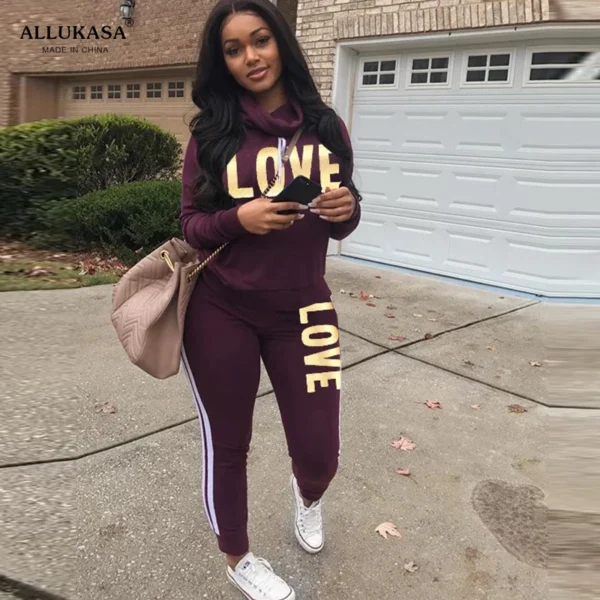 Conjunto de 2 piezas para mujer, sudadera con capucha de cuello alto con estampado de letras de amor, pantalones, chándal, ropa de calle de talla grande, traje informal 2022 - Imagen 2