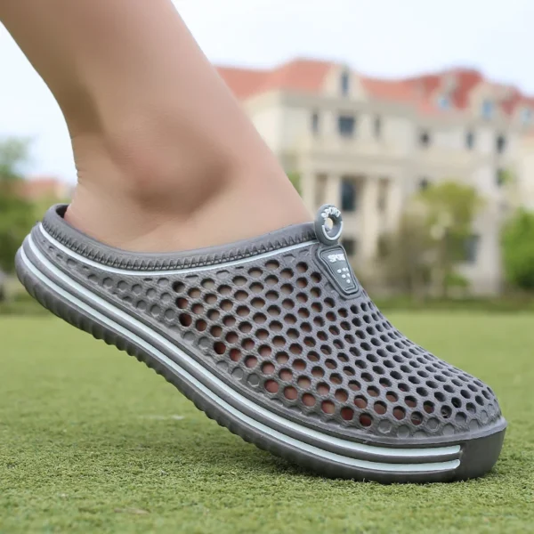 Zapatillas transpirables para hombre, sandalias con agujeros Baotou para exteriores, chanclas de playa, chanclas informales para hombre, sandalias con plataforma - Imagen 3
