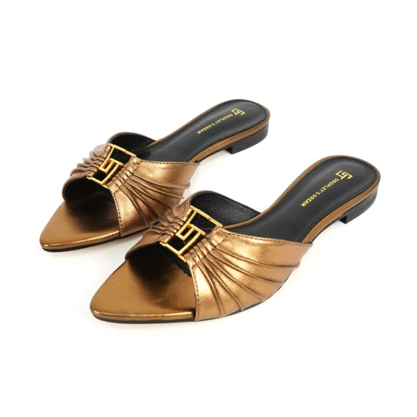 Zapatillas antideslizantes puntiagudas a la moda para mujer, zapatillas de marca de lujo para exteriores con parte inferior plana de cuero, talla grande 34-44 - Imagen 8