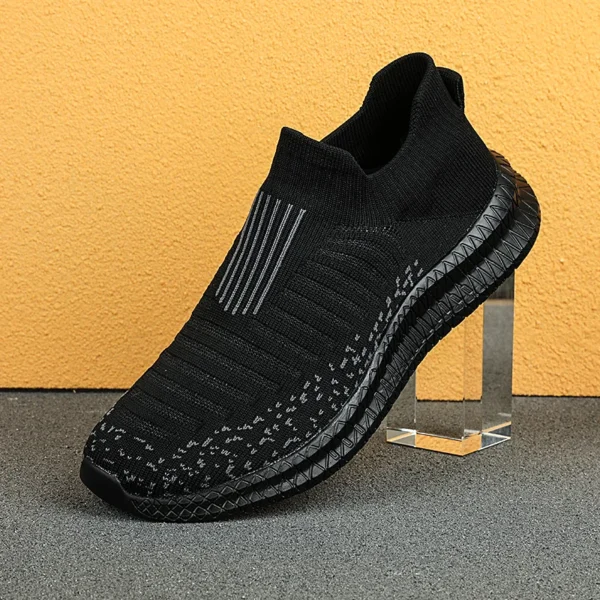 Zapatos informales transpirables para hombre, zapatos ligeros para caminar al aire libre, zapatillas antideslizantes para hombre, zapatos planos vulcanizados sin cordones 2023 - Imagen 6