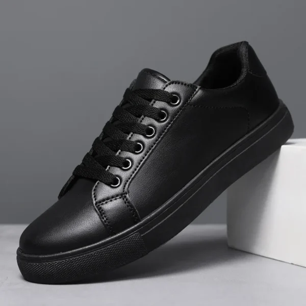 Zapatos blancos y negros para hombre, cómodos zapatos informales para monopatín, zapatillas de ocio sólidas para hombre, zapatos ligeros para caminar - Imagen 5