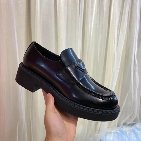 Mocasines zapatos para mujer cuero genuino zapatos casuales de cuero brillante 41 2025 estilo inglés Original parte inferior gruesa altura creciente - Imagen 3