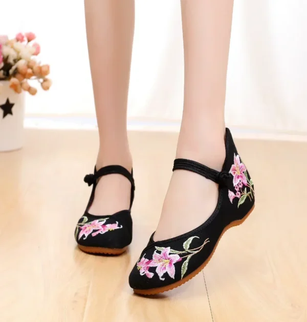 Zapatos informales para mujer, moda Vintage, elegante, estilo étnico, ropa de calle bordada, zapatos de mujer de estilo chino, novedad de verano - Imagen 6