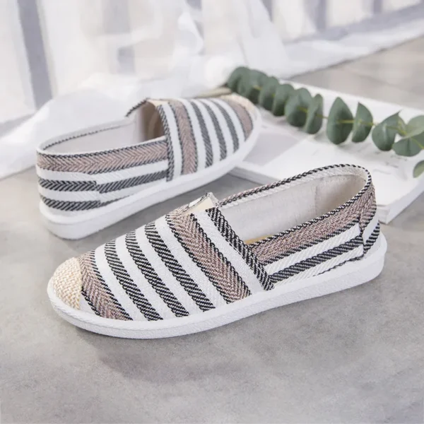 Zapatos de verano para mujer, zapatos planos transpirables de malla, Zapatillas ligeras cómodas para mujer, calcetines, mocasines sin cordones para mujer, Zapatillas para mujer - Imagen 25