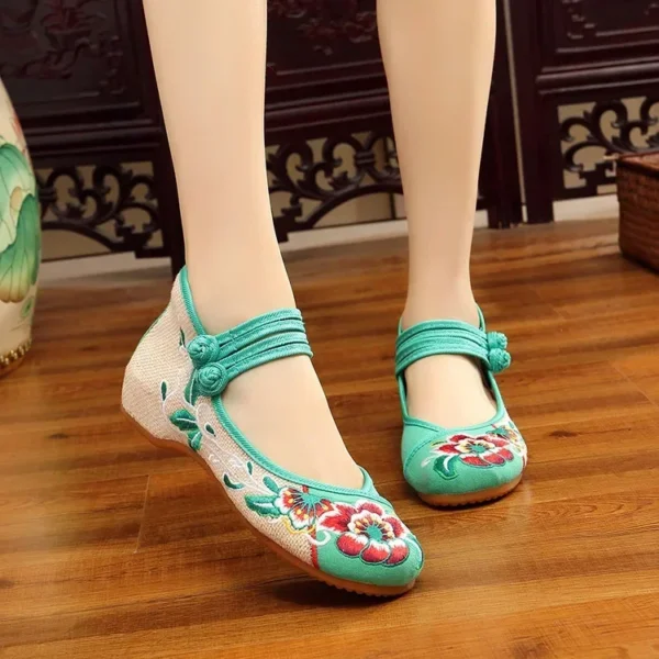 Zapatos informales para mujer, moda Vintage, elegante, estilo étnico, ropa de calle bordada, zapatos de mujer de estilo chino, novedad de verano - Imagen 34