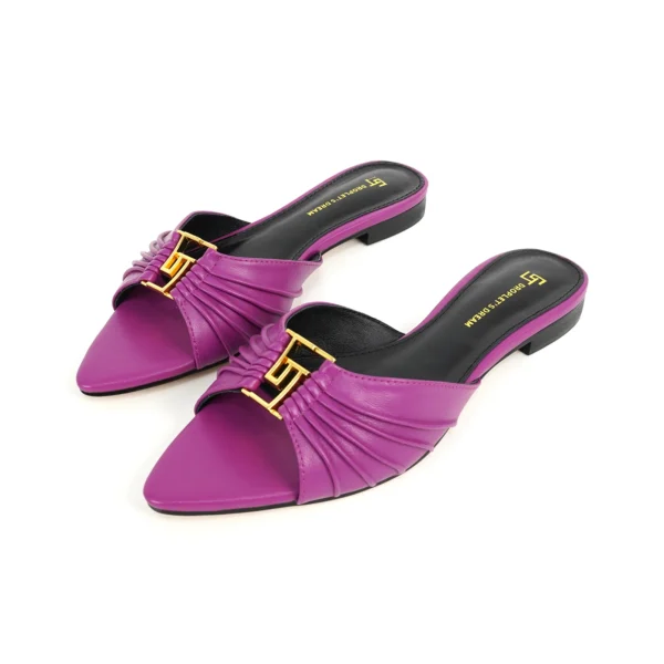 Zapatillas antideslizantes puntiagudas a la moda para mujer, zapatillas de marca de lujo para exteriores con parte inferior plana de cuero, talla grande 34-44 - Imagen 16