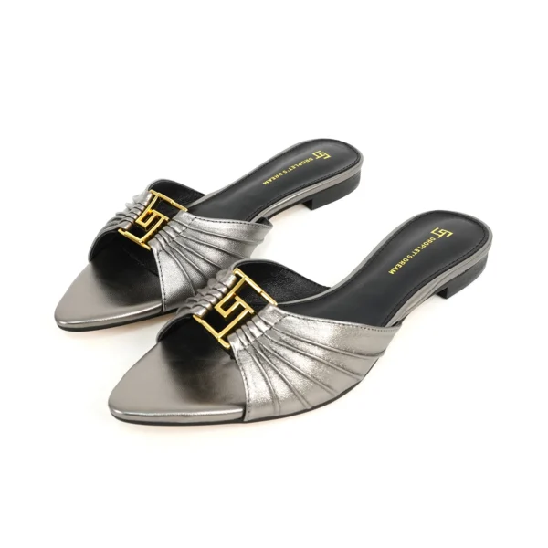 Zapatillas antideslizantes puntiagudas a la moda para mujer, zapatillas de marca de lujo para exteriores con parte inferior plana de cuero, talla grande 34-44 - Imagen 18