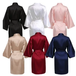 Bata de novia para equipo de fiesta de boda con letras negras, pijama de satén tipo kimono, albornoz de dama de honor SP2000