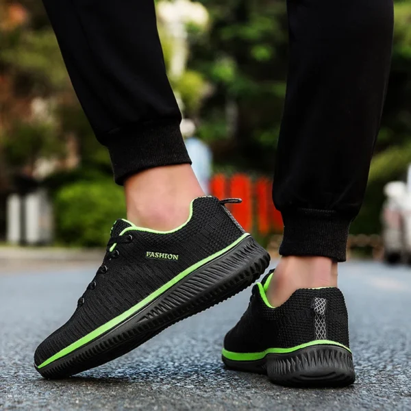 Zapatillas de correr para hombre, zapatos deportivos ligeros para caminar, zapatos informales transpirables de malla clásica, mocasines de moda para hombre, zapatillas de deporte para hombre - Imagen 6