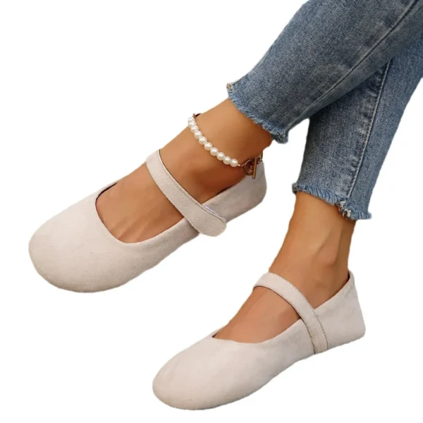 Zapatos planos de mujer con punta redonda, zapatillas informales para mujer, vestido de enfermera, cómodo, nuevo verano, tela de PU de goma sólida, calado de ocio Ho - Imagen 5
