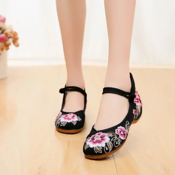 Zapatos informales para mujer, moda Vintage, elegante, estilo étnico, ropa de calle bordada, zapatos de mujer de estilo chino, novedad de verano - Imagen 23