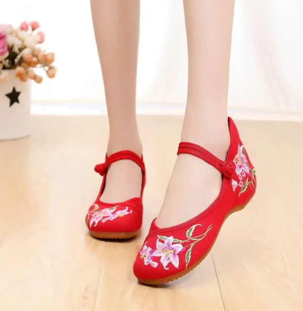 Zapatos informales para mujer, moda Vintage, elegante, estilo étnico, ropa de calle bordada, zapatos de mujer de estilo chino, novedad de verano - Imagen 30