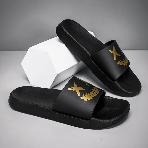 Zapatillas para hombres desgastadas externamente verano chanclas de moda baño antideslizante interior y hogar sandalias - Imagen 4